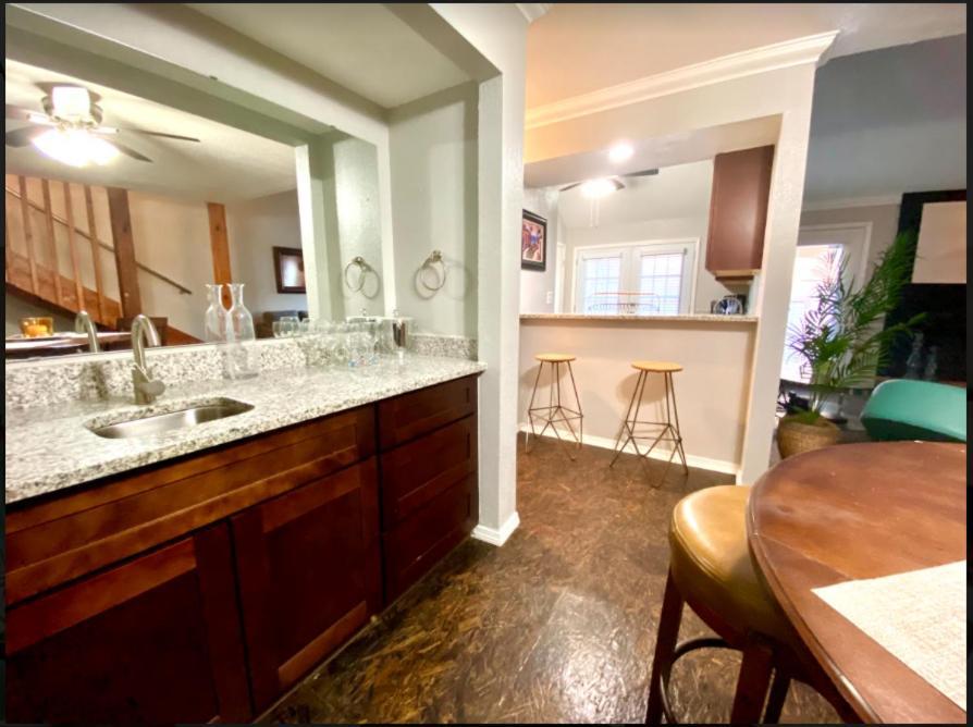 אוקלהומה סיטי Private Bedroom Suite - Communal House Near Integris מראה חיצוני תמונה