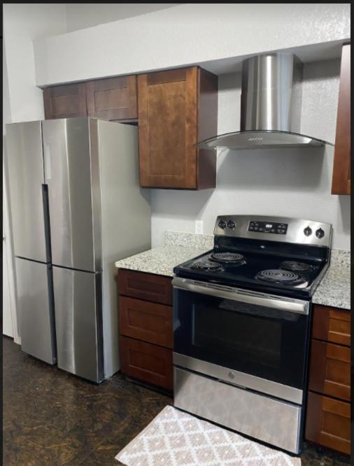 אוקלהומה סיטי Private Bedroom Suite - Communal House Near Integris מראה חיצוני תמונה
